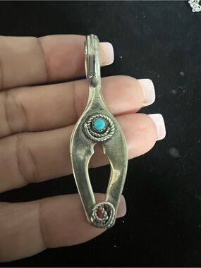 925 STERLING SILVER HANDMADE TURQUOISE PENDANT
